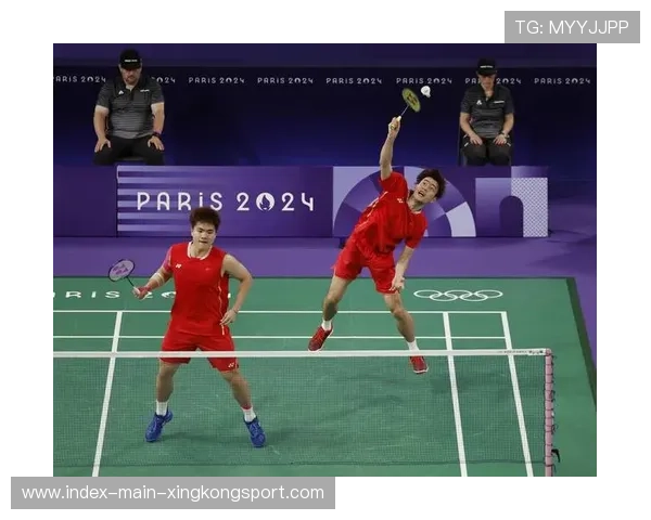 羽毛球混双齐上网强势抢拍压制得分：网前压制成就双打新格局